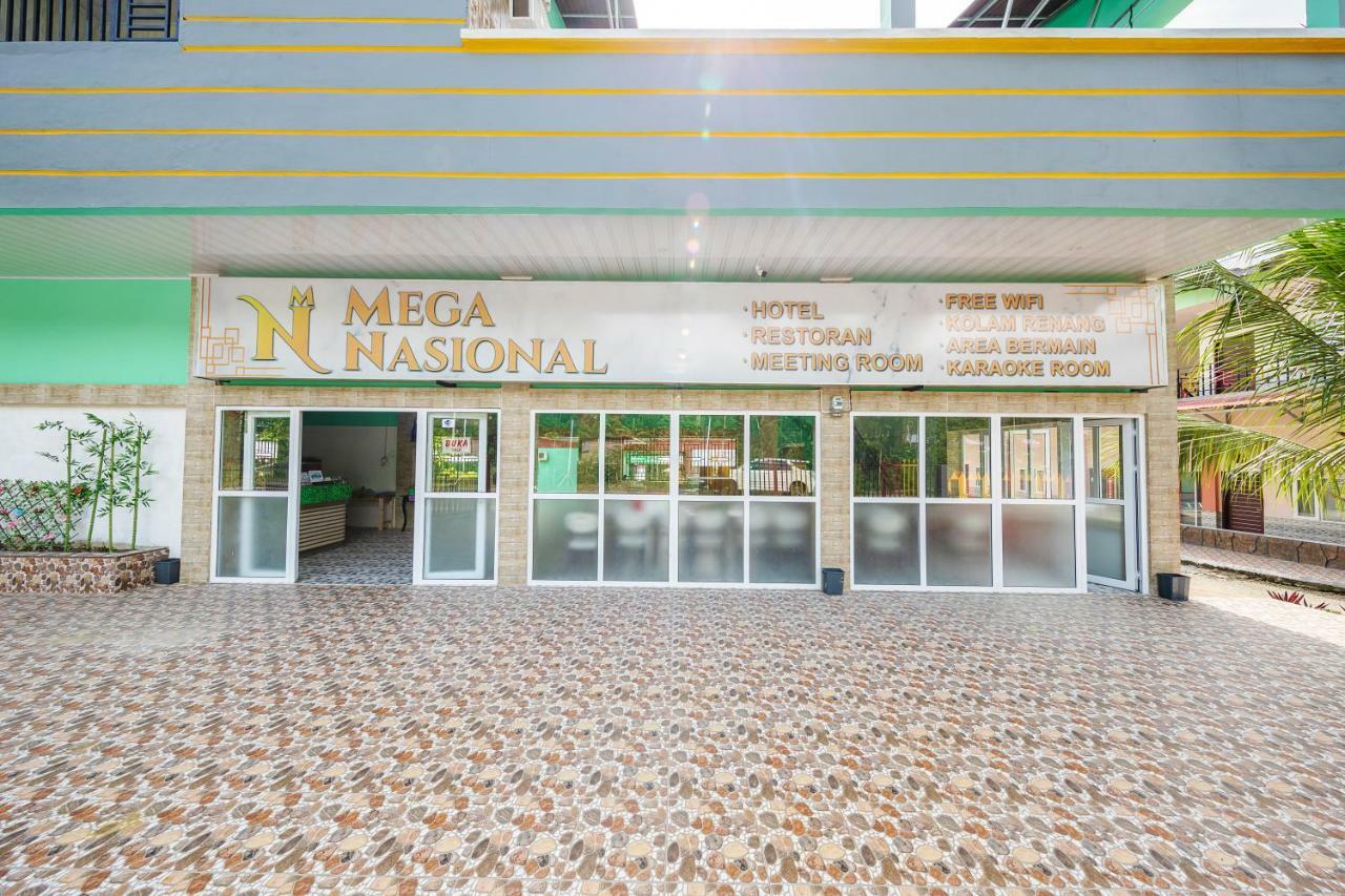 Mega Nasional Seaview Hotel Gunungsitoli Eksteriør billede